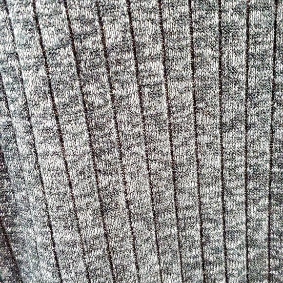Umgee Charcoal Gray Cold Shoulder Ribbed Sweater - Picture 4 of 4
